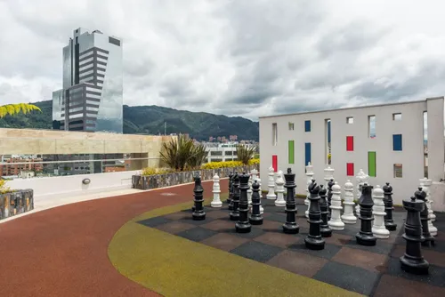 Apartamento En Venta En Chicó Norte. Cod V6181