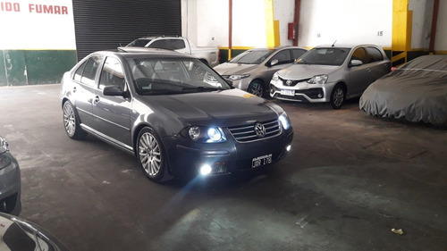 Volkswagen Bora 1.8 Highline T 180cv Cuero