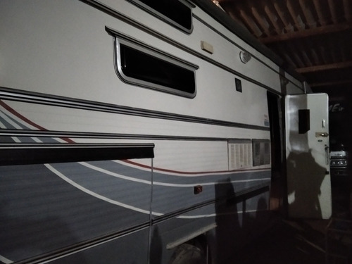 Motorhome Turiscar Riviera 900