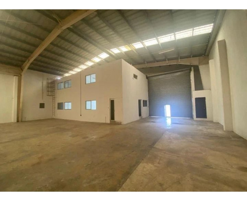 Bodega En Venta Centrica Avenida Andres Q Roo