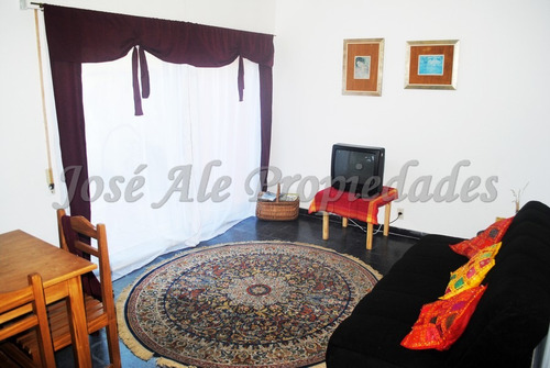 Imagen 3 de 11 de En Venta Y En Alquiler Casa De 3 Dormitorios Colonia Del Sacramento