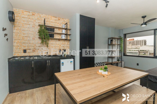 Imagem 11 de 20 de Kitnet / Jk / Studio, 26.2 M², Cidade Baixa - 209389