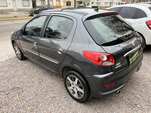 Peugeot 207 1.4 Quiksilver 75cv