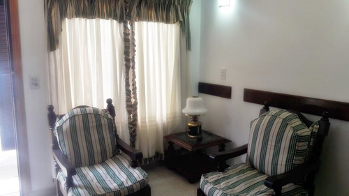 Vendo Duplex De 4 Amb En Zona Residencial De San Bernardo.