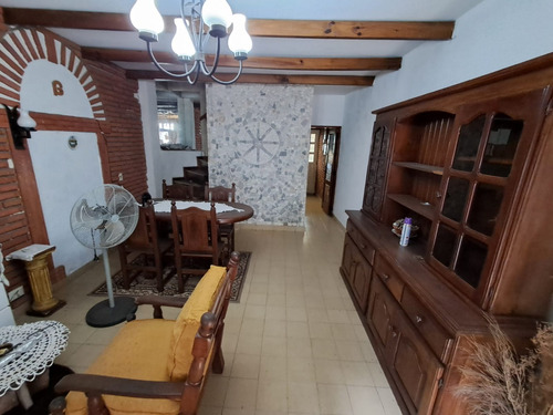 Venta Duplex En Moron, A 7 Cuadras De Av Rivadavia