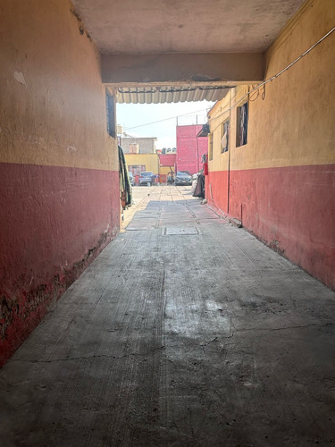Terreno En Venta De 977 M² En San Juan Ixhuatepec, Tlalnepantla, Edo. Méx. | Con Construcción Aprovechable Y Accesorias Internas | Ubicación Estratégica, Gran Potencial Y Conectividad Inmediata A Cdmx