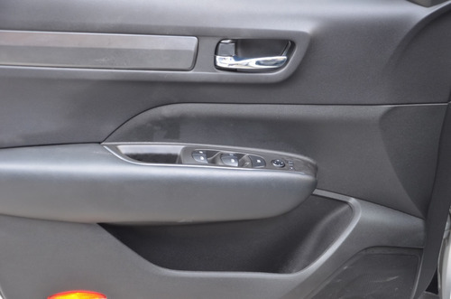 Imagen 13 de 20 de Renault New Koleos Zen At Modelo 2021 De Placa Jmm159