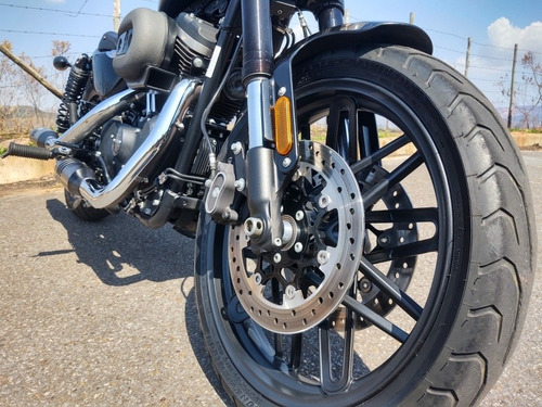 Imagem 3 de 10 de Harley-davidson Sportster Roadster