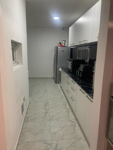 Casa En Venta - 3 Dormitorios 3 Baños - 4 Cocheras - 210mts2 - Haras Del Sur Ii
