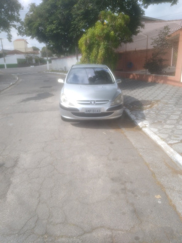 Peugeot 307 1.6 Presence Pack 5p 2005