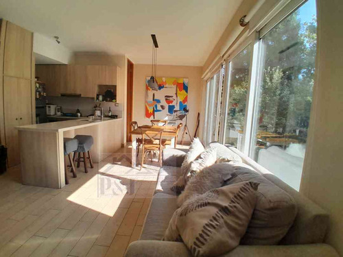 Excelente Casa Estilo Townhouse De 3 Niveles, En Providencia
