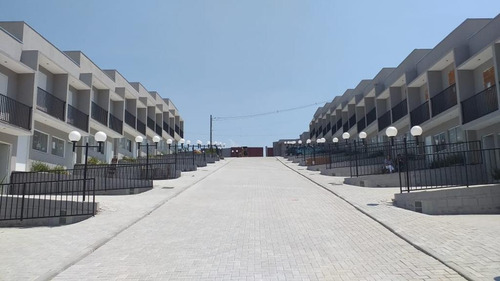Imagem 3 de 14 de Pronto P/ Morar, 2 Dorms, Sacada, Quintal - R$ 189.900,00