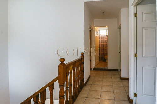Imagen 9 de 13 de En Venta Casa De 2 Niveles En Villas De Choacorral, San Lucas Sacatepequez