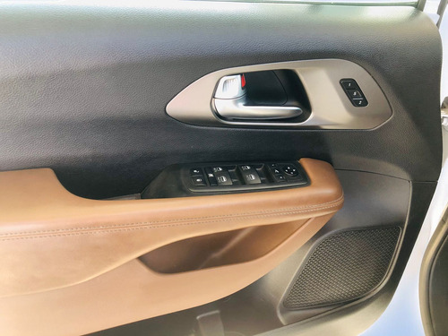 Chrysler Pacifica 2019