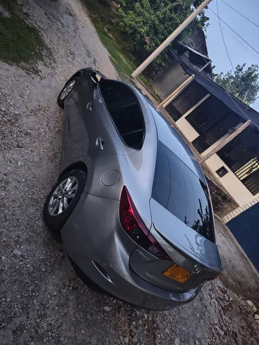 Mazda 3 2.0 Touring