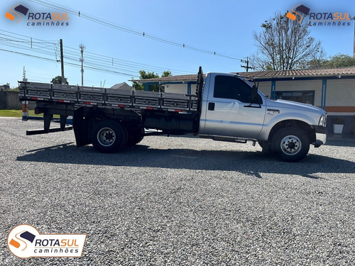 Ford F4000 2011