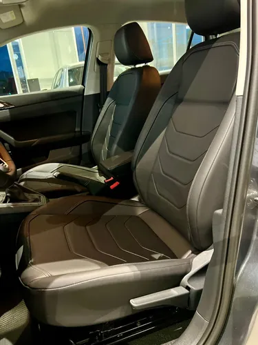 Volkswagen Virtus Comforline Select