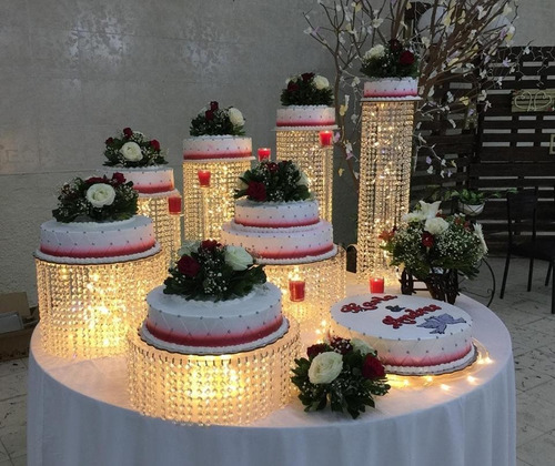 Base De Acrílico Para Pasteles Con Pedrería De 6 Niveles