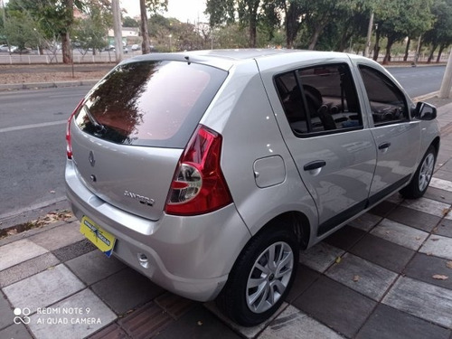Imagem 3 de 5 de Sandero 1.6 Expression 8v Flex 4p Manual