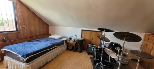 Rebajada!! Casa De 140m2, 4 Dorm Mas Servicio Y Piscina