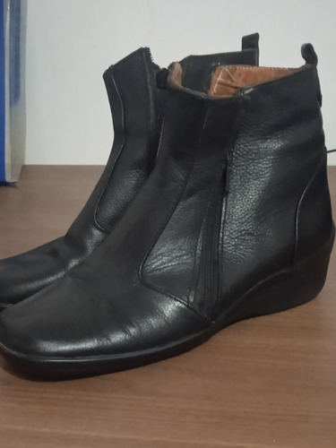 Zapatos De Cuero Negro Talla 37 De Dama 