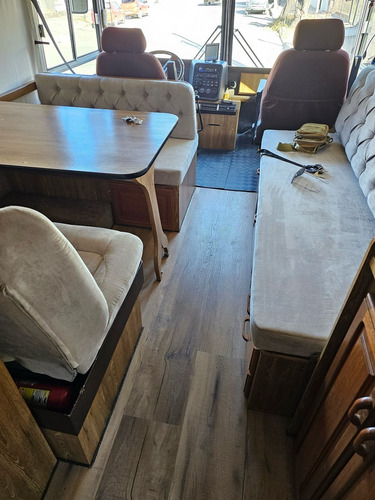 Motorhome 1620 Turbo Carrozado En Aluminio.