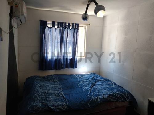 Imagen 8 de 11 de Venta Ph 4 Ambientes Con Patio, Quincho Y Parrilla En Paternal!!