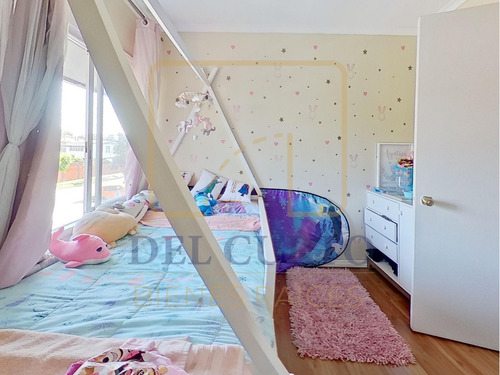 Casa Remodelada En Barrio Residencial 4d | 3b