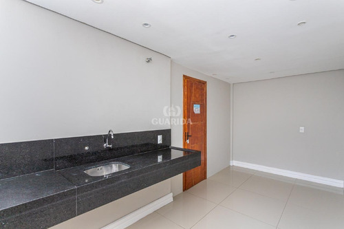 Imagem 23 de 30 de Casa Comercial Para Aluguel, 3 Quartos, 4 Vagas, Tres Figueiras - Porto Alegre/rs - 11002