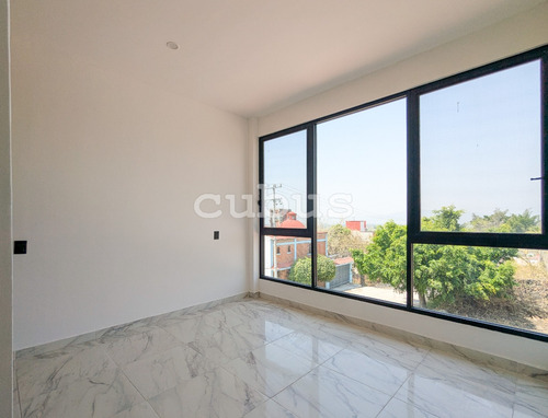 Casa Con Alberca En Venta En Fraccionamiento En Oaxtepec, Morelos