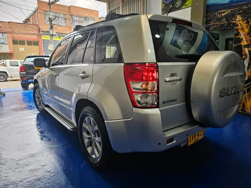 Suzuki Grand Vitara 2.4 4x2 Automática