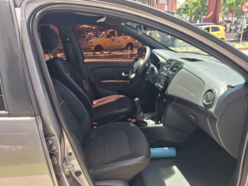 Renault Stepway 1.6 Intens