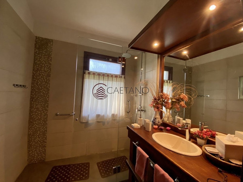 Imagen 15 de 28 de Hermosa Casa, Ubicada En Un Lugar Inmejorable!