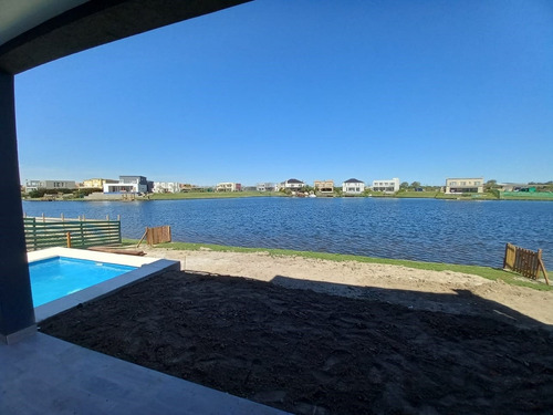 Imagen 2 de 26 de Casa En Venta En Puertos Del Lago, Escobar, G.b.a. Zona Norte