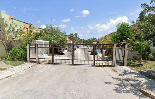 Casa En Reamt3e Bancario En Real Las Quintas Supermanzana 202 Benito Juárez Benito Juarez C.p. 77539 Quintana Roo