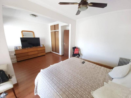 Imagen 20 de 30 de Hermoso Piso De 4 Ambientes Con Cochera Y Balcón Corrido. Muy Luminoso!!