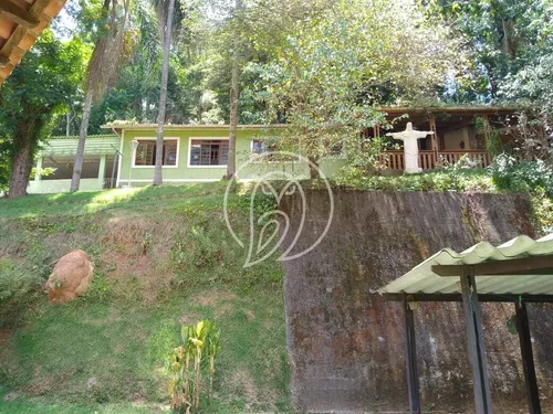 Vende Se Linda Chácara Com Área Total De 10.000m2, Em Mairiporã, São Paulo.