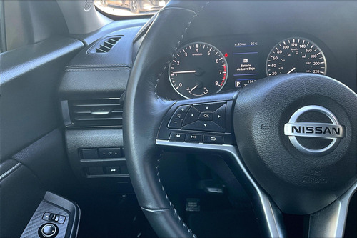 Nissan Sentra 2.0 Advance Cvt