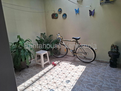 Maria E. Vende En Un Urbanismo Y Privado Cómoda Moderna Y Hermosa Casa (duplex) En Trapiche Villas, Cabudare,lara#25-5367*