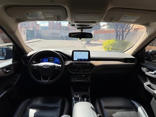 Ford Escape ESCAPE SE HYBRID 2.500cc A/T 6AB FE 4X2