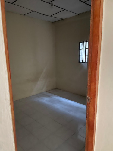 Departamento 2 Cuatros, Un Baño, Lavandería