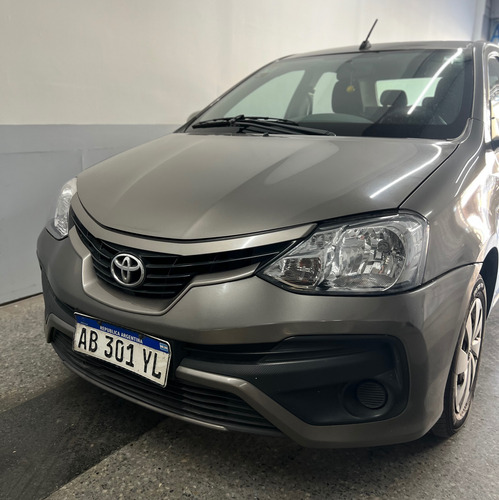 Toyota Etios 1.5 Sedan Xs