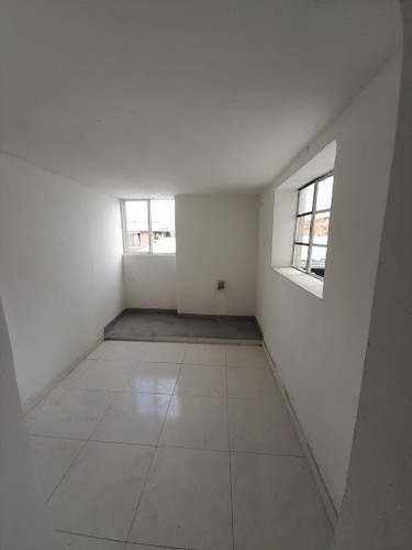 Imagen 22 de 26 de Bodegas En Arriendo Suba Centro 152-3045