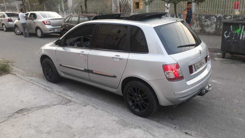 Imagem 4 de 4 de Fiat Stilo 2006 1.8 16v 5p