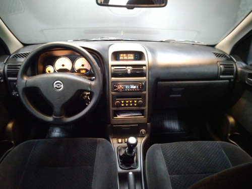 Imagem 15 de 15 de Chevrolet Astra 2.0 Mpfi Advantage 8v Flex 4p Manual