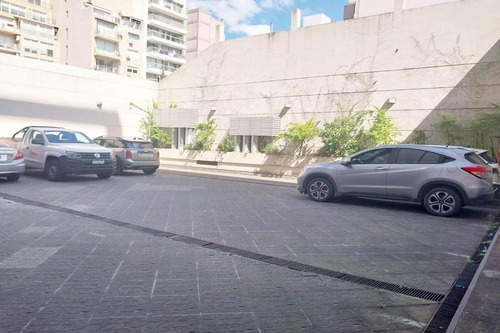 Muy Buena Oficina | Planta Con Divisiones | Muy Buen Estado