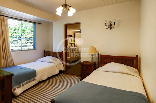 Casa Remodelada En Sector Tradicional De Sto. Domingo