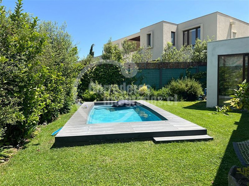 Condominio, La Laguna, 5 Dormitorios, Dependencias. Piscina