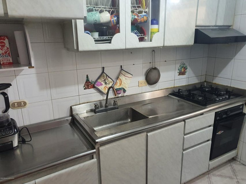 Imagen 6 de 25 de Apartamento En Galerias(bogota) Rah Co: 23-220