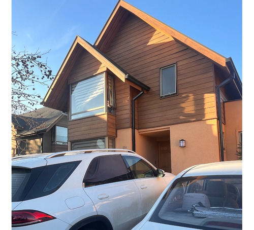 Vende Casa En Avenida Oriente, Los Ángeles